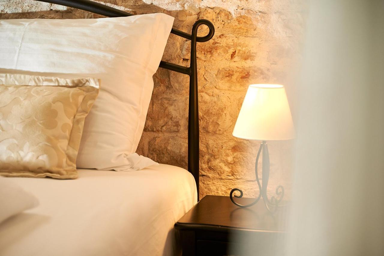 Rustic Apartments Sv Frane In The Old Town Šibenik Kültér fotó