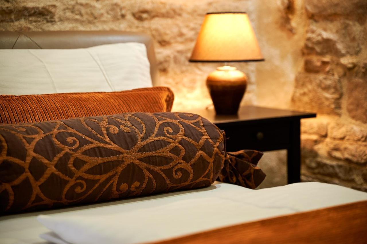 Rustic Apartments Sv Frane In The Old Town Šibenik Kültér fotó