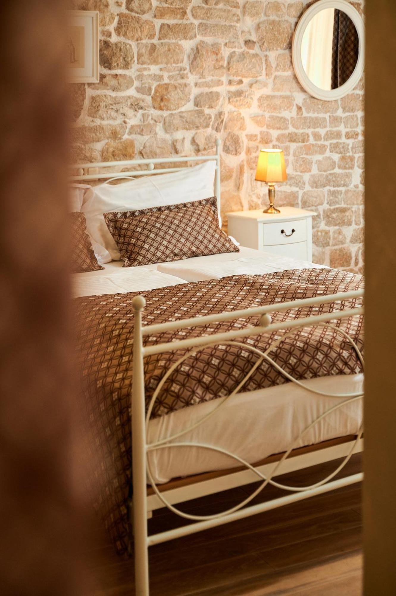 Rustic Apartments Sv Frane In The Old Town Šibenik Kültér fotó